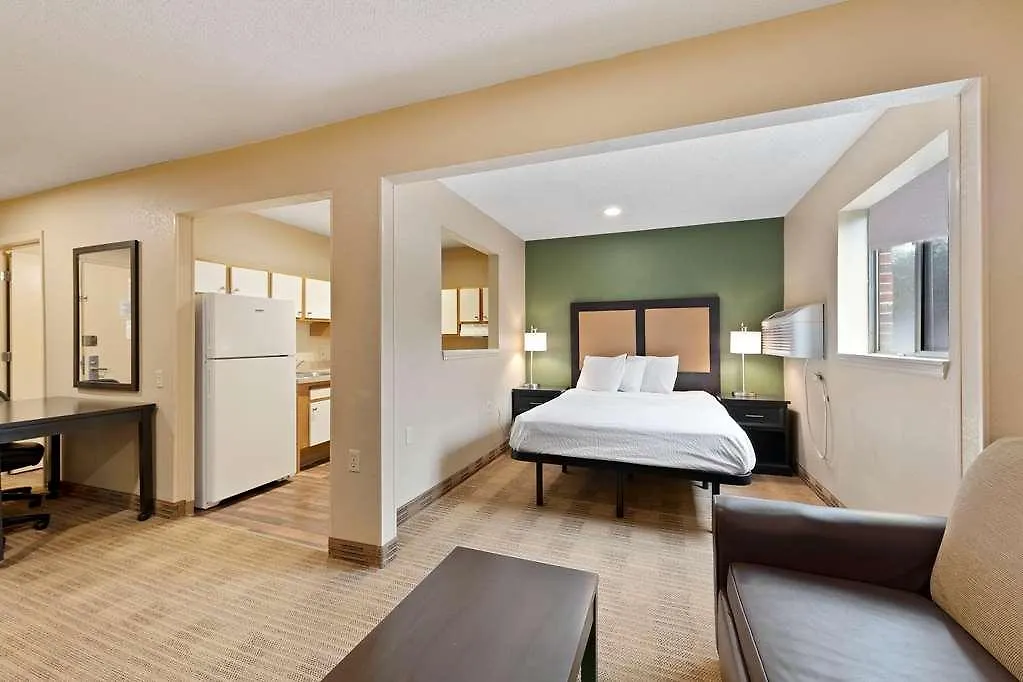 Extended Stay America Select Suites - Charlotte - Tyvola Rd - Executive Park 2*,  United States