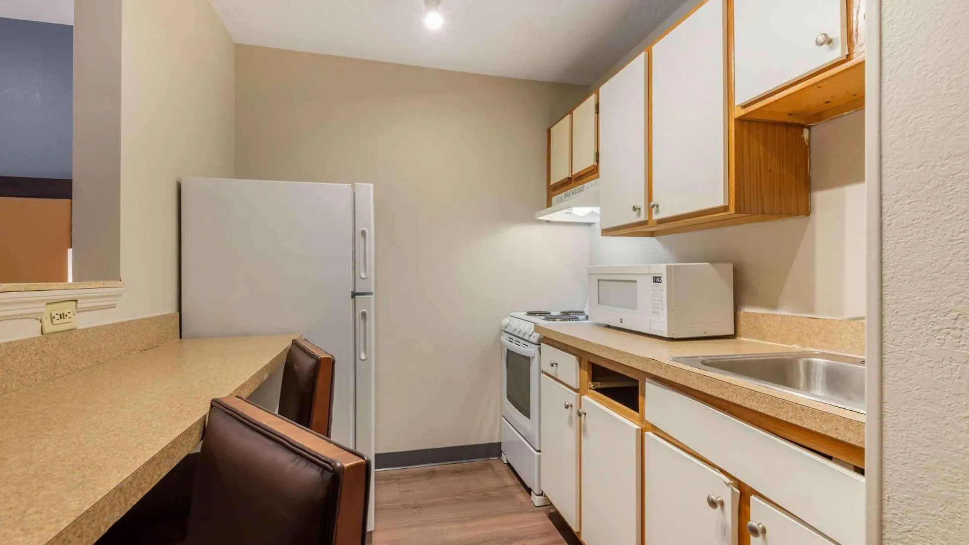 Extended Stay America Select Suites - Charlotte - Tyvola Rd - Executive Park 2*,  United States