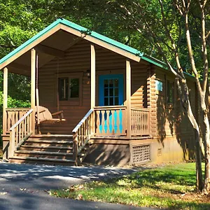 Carowinds Camp Wilderness Hotel