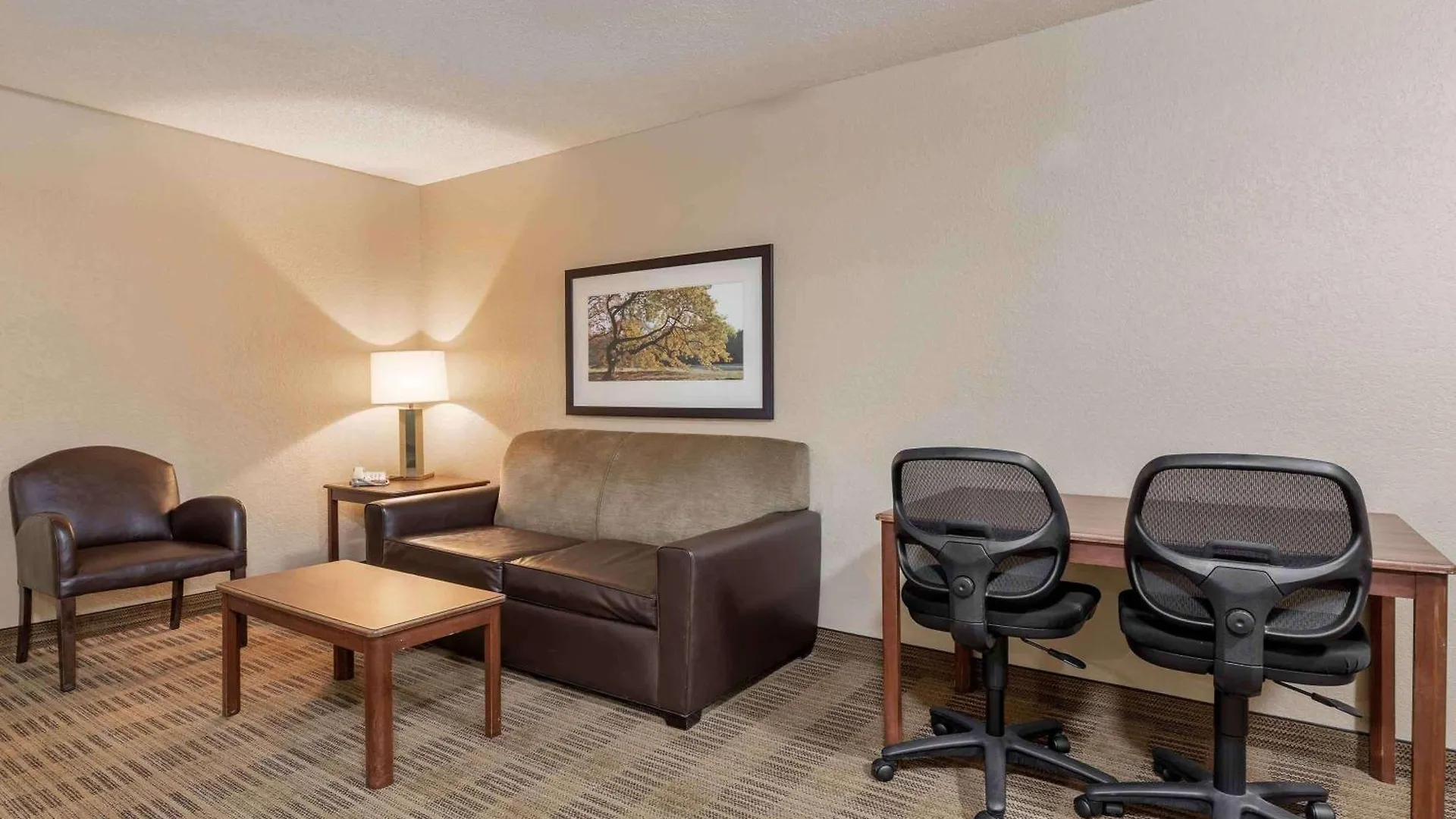 Extended Stay America Select Suites - Charlotte - Tyvola Rd - Executive Park Hotel